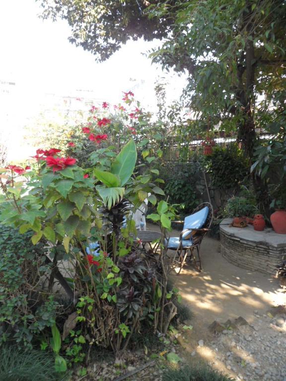 Hotel Nirvana Pokhara Exterior photo
